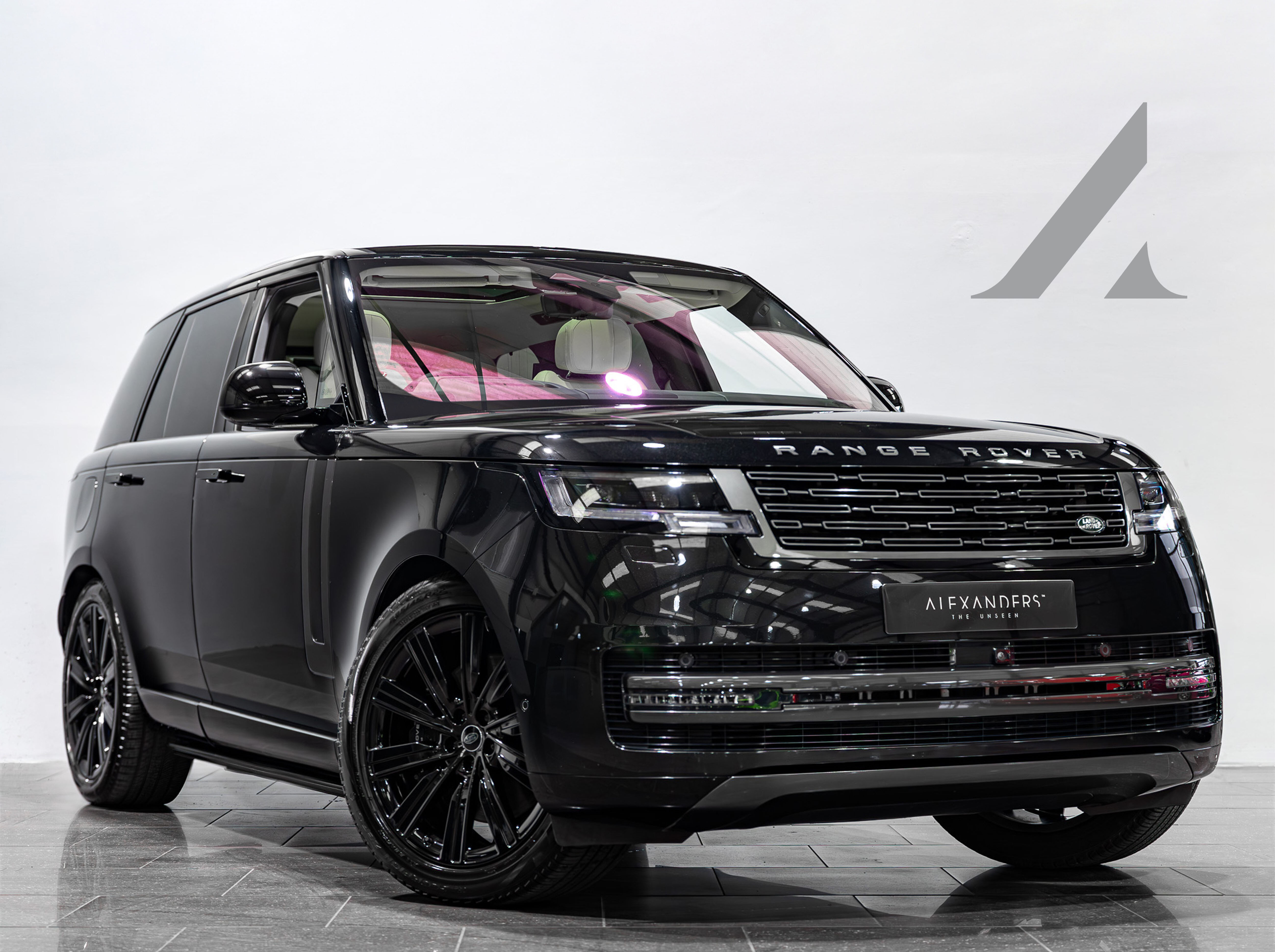 Range Rover First Edition Rear 2023 (72) | Range Rover First Edition P510e - Alexanders Prestige