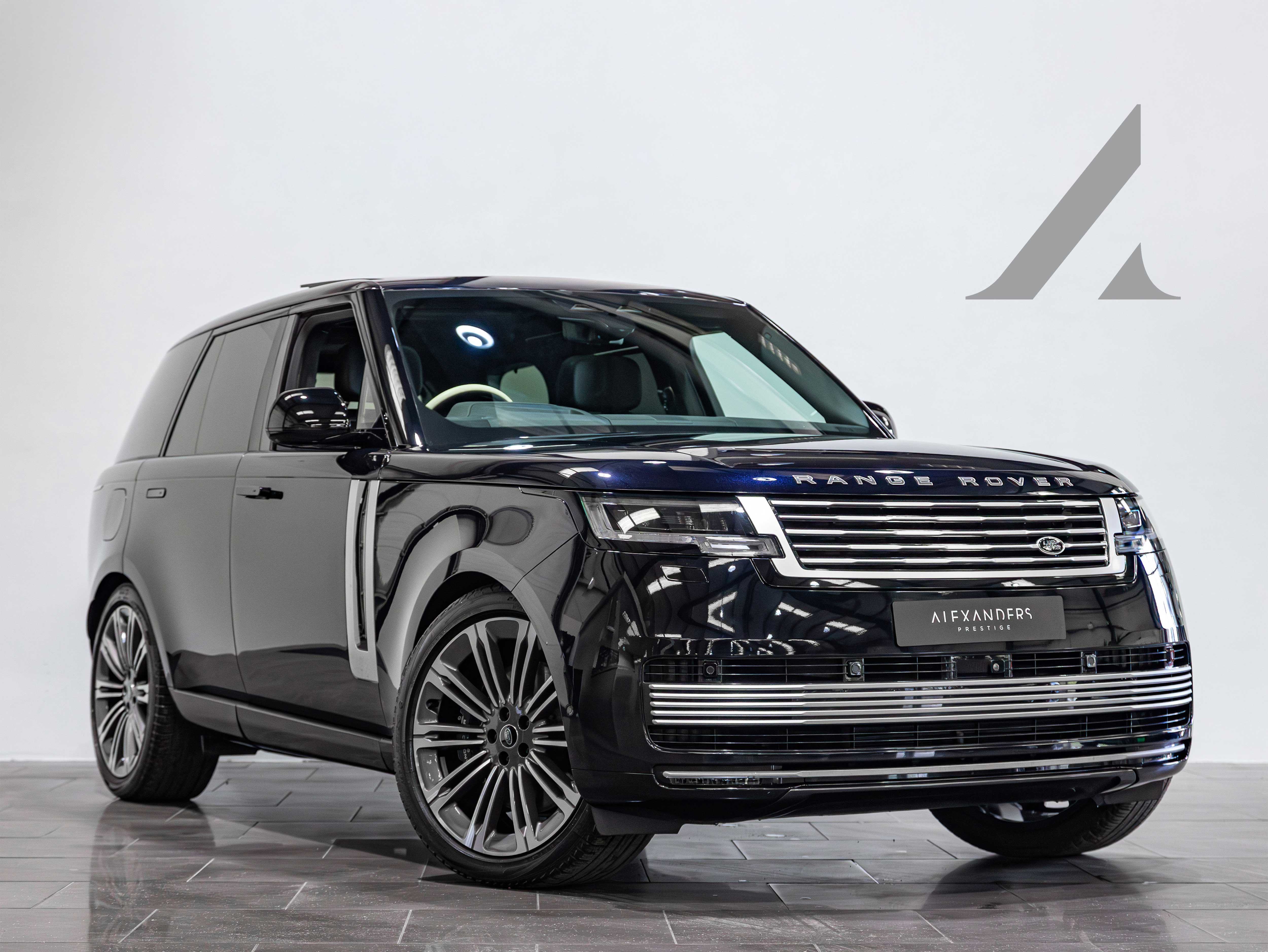 2023 (73) | Range Rover SV P615 - Alexanders Prestige
