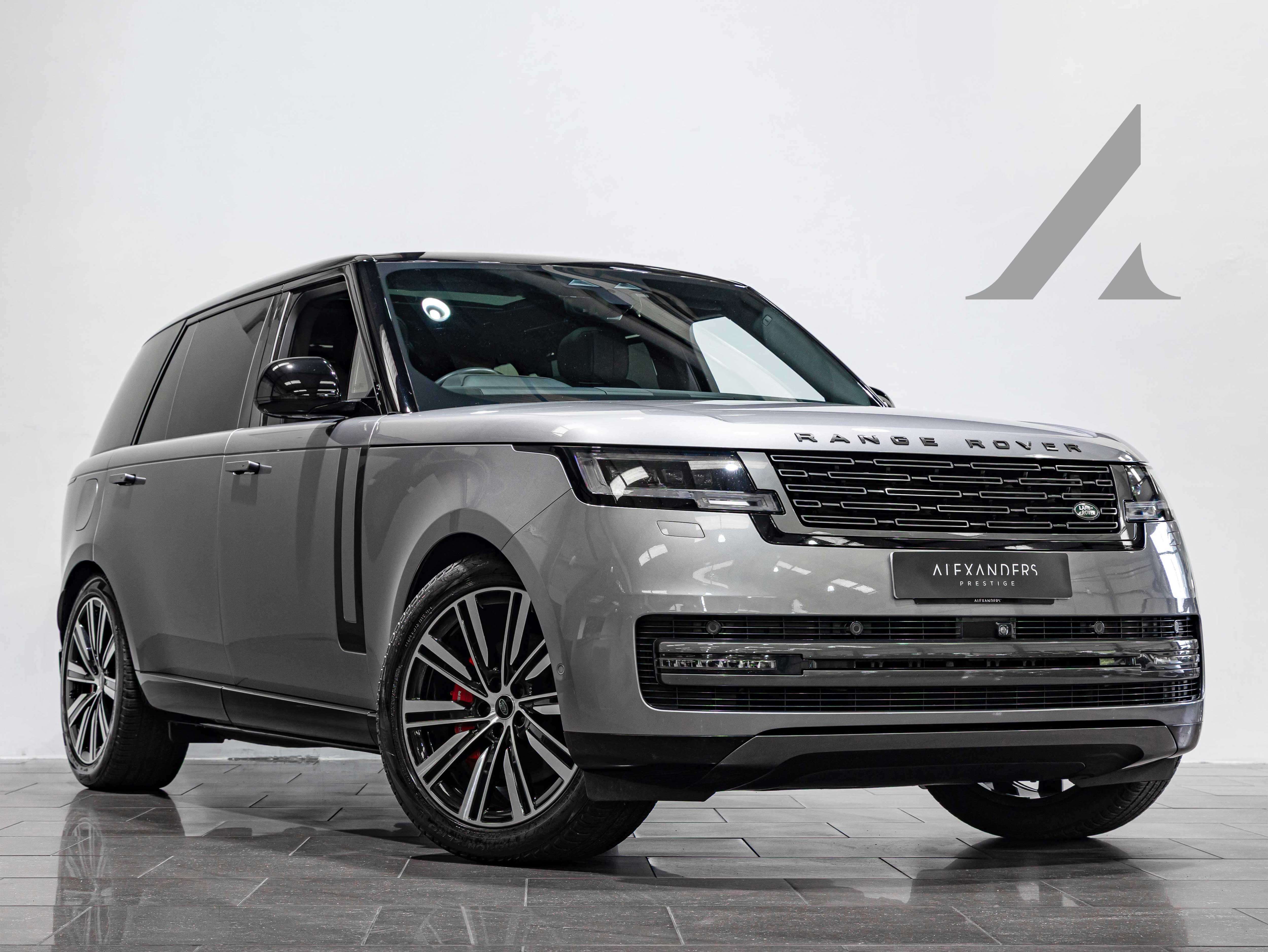 2022 (22) | Range Rover SE LWB D350 (7 Seats) - Alexanders Prestige